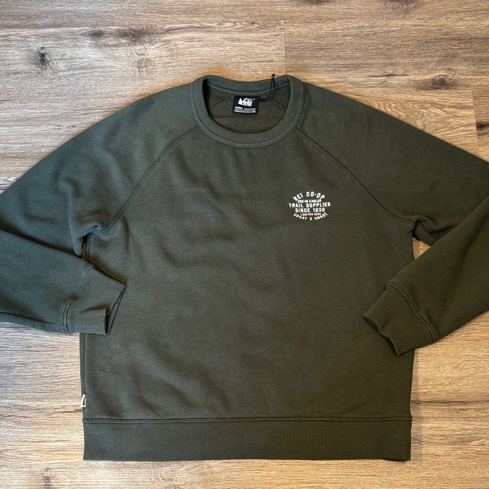 REI CO-OP Men's Olive Green Give Us A Holler Embroidered Crewneck Sweater Size M